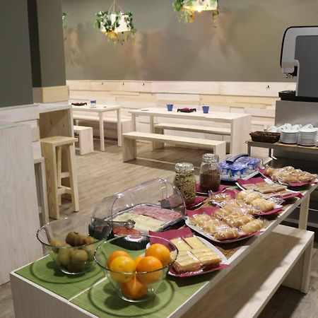 Hotel Alda Estacion Vigo Ngoại thất bức ảnh