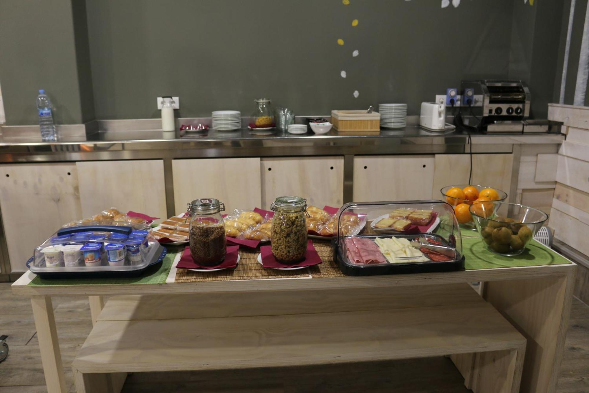 Hotel Alda Estacion Vigo Ngoại thất bức ảnh
